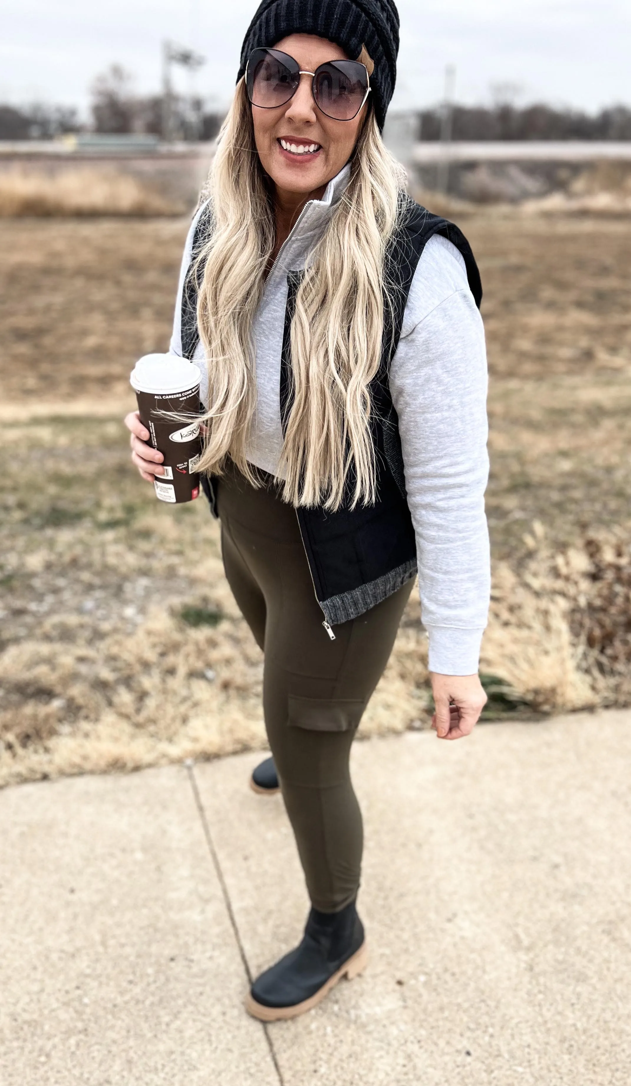 BUTTER HI WAIST CARGO YOGA PANTS  - Rae Mode | FINAL SALE