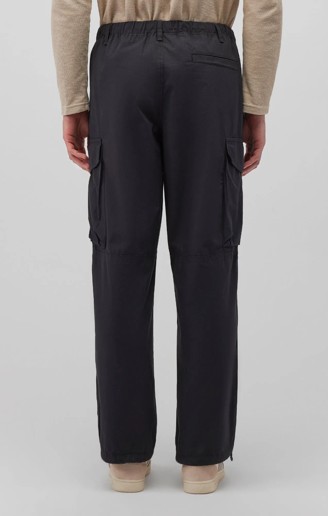 DOUBLE POCKET CARGO PANTS IN PHANTOM