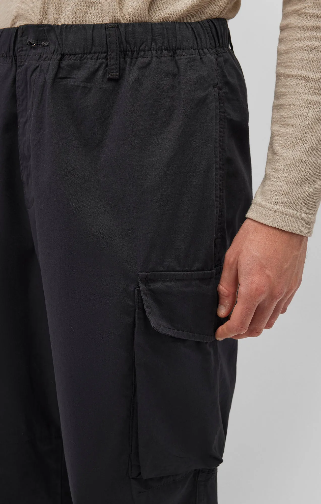 DOUBLE POCKET CARGO PANTS IN PHANTOM