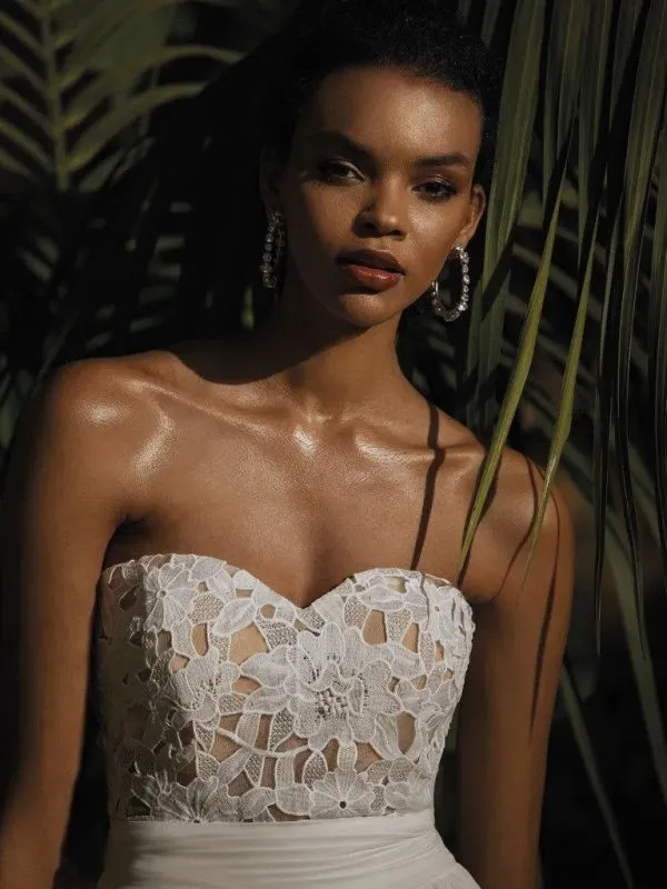 W1 White One Size 12 Maxine Off White Gown